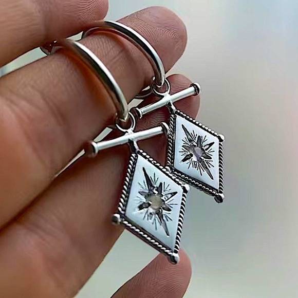 Silver North Star Starburst Zircon Dangle Drop Earrings - Picture 1 of 6